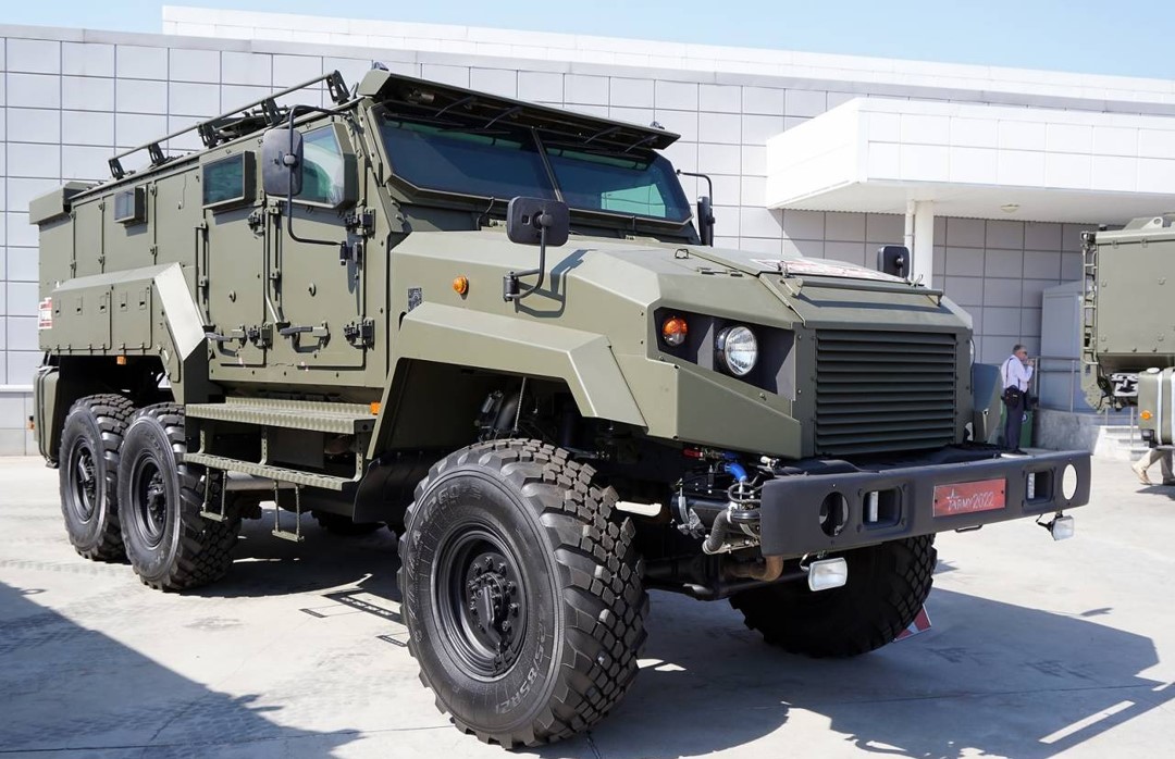Z-STS Akhmat Russian 6x6 MRAP (A)